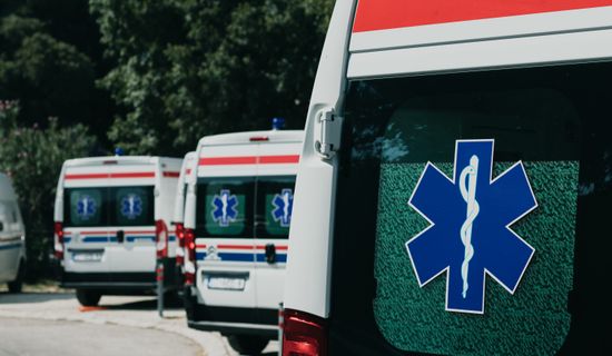 黄平救护车转运病人过路高速收费吗?